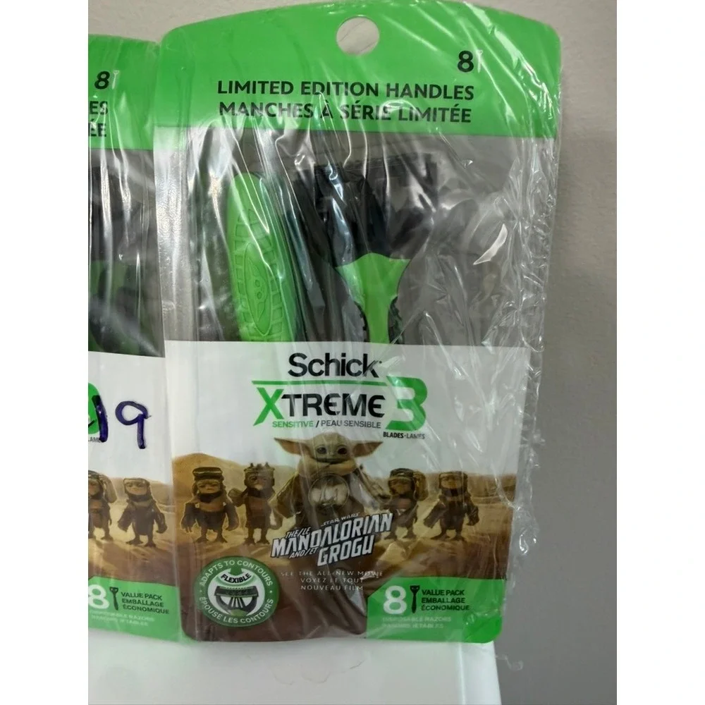 Schick Xtreme 3 Razors Men 24ct Green Star Wars Mandalorian Grogu NEW